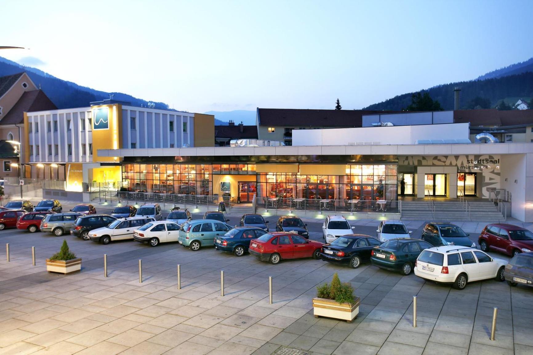 Hotel Restaurant Winkler Murzzuschlag Exterior photo